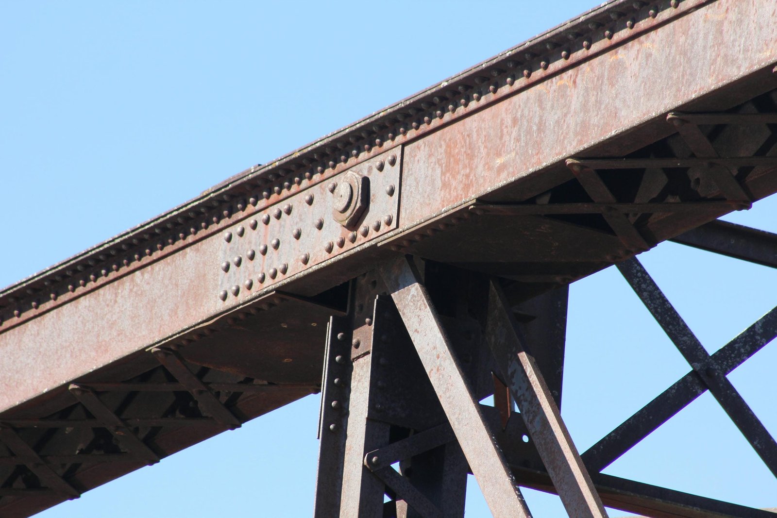 Upper connection